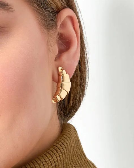 Sweet Croissant Earrings 🥐 New Arrivals 🛍️ #nuovegr #earrings #jewerly #potd #jewerlyaddict #greekfashion #onlineshopping #online #shop Croissant Earrings, Greek Fashion, New Arrivals, Online Shop, Quick Saves