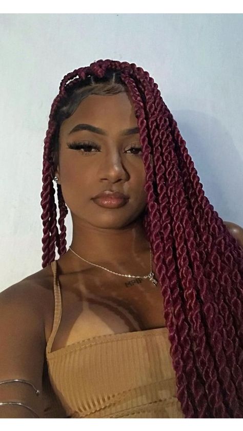 Twist Braids Vermelho, Red Box Braids, Red Curls, Cute Box Braids, Braid Inspiration, Natural Hair Stylists, Braids Hairstyles Pictures, Quick Braided Hairstyles, Twist Braid Hairstyles