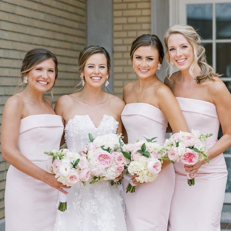 All Posts • Instagram Light Pink Bridesmaid Dresses, Pink Green Wedding, Light Pink Wedding, Fall Bridesmaid Dresses, Pink Wedding Theme, Gold Wedding Theme, Bridesmaid Colors, Blush Bridesmaid Dresses, Blushing Bride