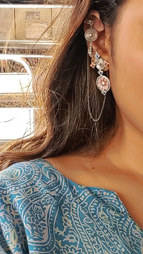 Desi Ear Piercings, Desi Ornaments, Dream Hands, Leg Accessories, Desi Pinterest, Bollywood Makeup, Desi Aesthetics, Boho Jewels, Indian Accessories