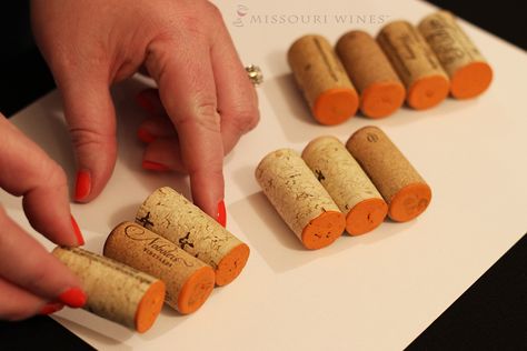 Cork Pumpkin Diy, Wine Cork Pumpkins Diy, Wine Cork Pumpkins Fall Crafts, Cork Pumpkins Fall Crafts, Wine Cork Halloween Crafts, Halloween Wine Cork Crafts, Wine Cork Pumpkins, Cork Pumpkins, Quick Halloween Crafts