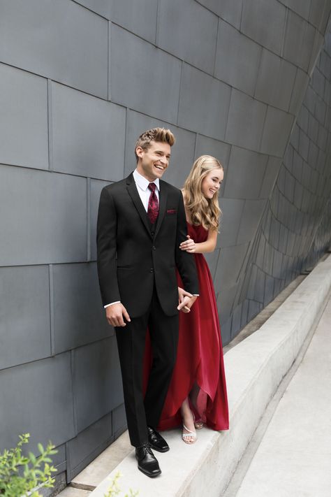 Tuxedo With Red Tie, Black Suit With Red Tie, Tuxedo For Prom, Black Suit Red Tie, Suit With Red Tie, Red Tie Men, Prom Tux, Black Tie Tuxedo, Groomsmen Ideas