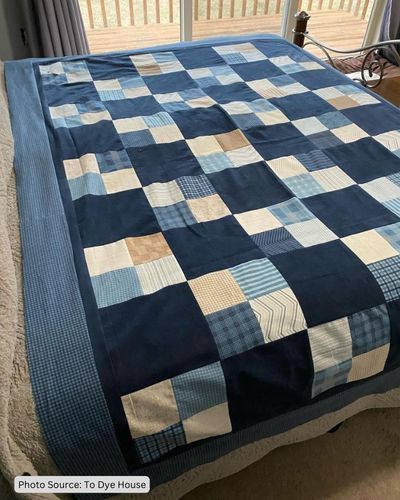 Top 13 Free Flannel Quilt Patterns ( 5 Bonus Patterns For Sale) Flannel Shirt Quilt Ideas, Denim And Flannel Quilt, Teen Boy Quilt Ideas, Flannel Quilt Ideas, Levi Quilts Ideas Old Jeans, Flannel Quilt Patterns Free, Memory Quilt From Clothes, Flannel Shirt Quilt, Jean Quilt Patterns