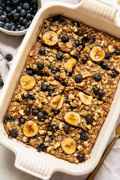 Breakfast Baked Goods, Healthy Breakfast Baking, Jar Of Lemons, Oatmeal In A Jar, Healthy Easy Recipes, Oatmeal Bake, Blueberry Bars, No Bake Oatmeal Bars, Banana Baked Oatmeal