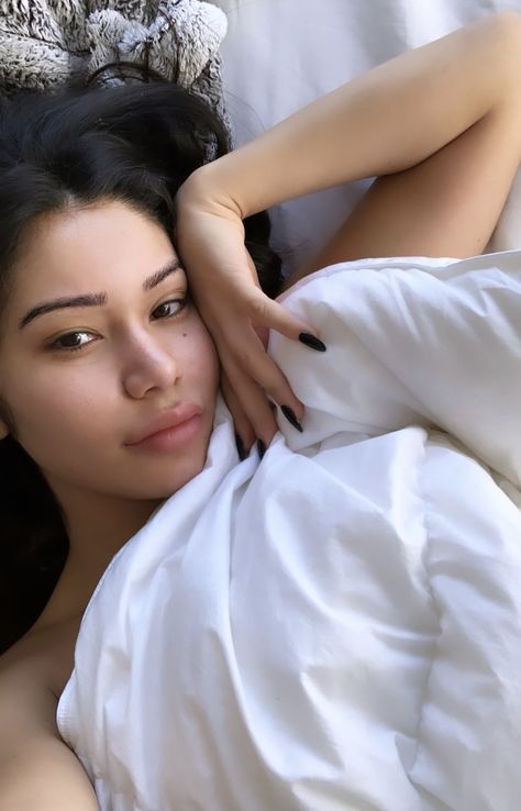 Janet Guzman, New Photo Download, Au Naturale, Pretty Face, Beauty, Instagram, San Juan