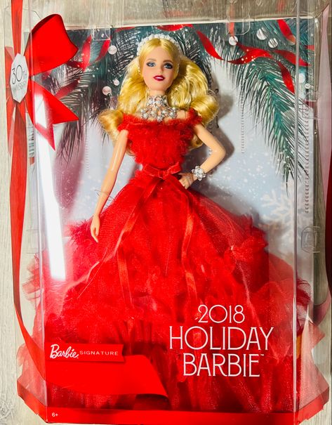 Holiday Barbie Collection, Barbie Christmas Ornaments, Happy Holidays Barbie, Barbie Images, Christmas Barbie, Holiday Barbie, Barbie Toys, Barbie Party, Beautiful Barbie Dolls