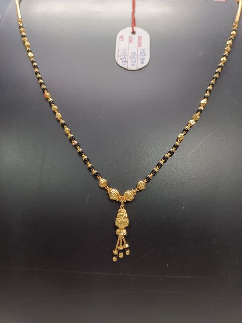 Short Length Nallapusalu, Manglsutr Design Short, Nalapusalu Designs Gold Short Latest, Short Nallapusalu Designs Gold, Nalla Pusalu Designs Latest Short, Nallapusalu Designs Gold Short, Jewelry Necklace Simple, Black Beads Mangalsutra Design, New Gold Jewellery Designs