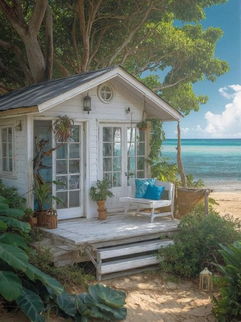 Tiki Cabin, Seaside Cabin, Beachside House, Old Beach House, Tiny Beach House, Small Beach Houses, Resort Architecture, Beach Shack, Beach Bungalows