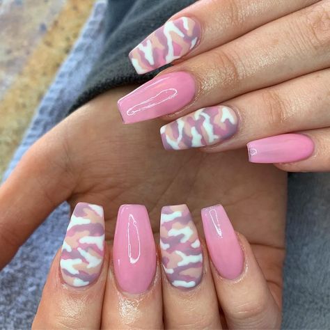 Image may contain: one or more people and closeup Pink Camo Nails, Camouflage Nails, Camo Nails, Matte Nails Design, Vibrant Nails, Glow Nails, Short Acrylic Nails Designs, Pink Acrylic Nails, Coffin Nails Designs