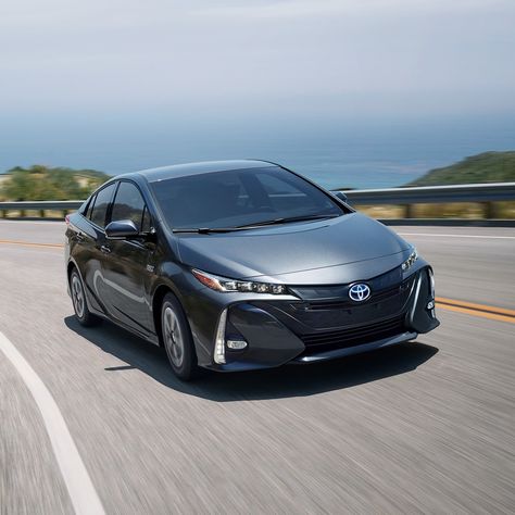 Discover great products at the best prices at Dealmoon. 2018 Toyota Prius Prime Plus Sale. Price:$15500.00 Prius Car, Prius Prime, Toyota Prius Prime, Powerpoint Design Templates, Basketball Photography, Toyota Prius, 2024 Vision, Powerpoint Design, Sale Price