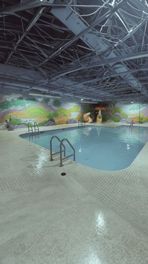 Backrooms Pool Aesthetic, Backrooms Levels, Luminal Space, Liminal Aquarium, Liminal Waterpark, Liminal Space Aquarium, Atmosphere Aesthetic, Liminal Space Swimming Pool, Gacha Design