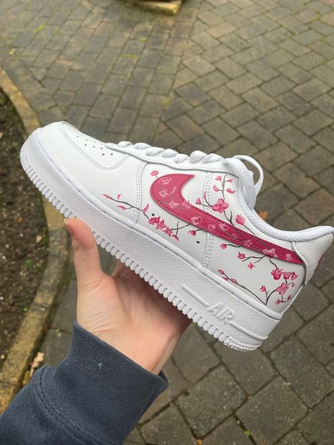 Brown Air Force Ones, Brown Jordan 1, Painted Air Force 1, Pink Nike Air, Painted Nikes, Nike Air Force 1 Custom, Pretty Sneakers, Nike Air Force 1s, Nike Airforce 1