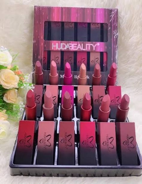 Huda beauty lipsticks Makeup On Fruit, Step By Step Skincare Routine, Huda Beauty Matte Lipstick, Huda Beauty Lipstick, Lip Shades, Huda Kattan, Matte Lipstick Set, Barbie Makeup, Power Of Makeup