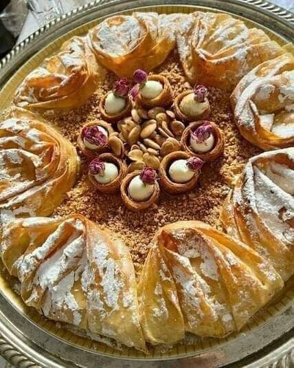 Moroccan Food Traditional, Pastilla Recipe, Moroccan Recipe, Morocco Food, Traditional Photography, Moroccan Recipes, Moroccan Cooking, Moroccan Dishes, Traditional Dishes