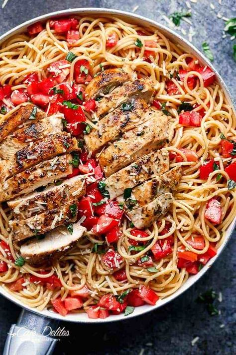 Balsamic Chicken Pasta, Chicken Italian, Bruschetta Pasta, Chicken Pasta Salad Recipes, Bruschetta Chicken Pasta, Cafe Delites, Bruschetta Chicken, Salad Pasta, Pasta Salad Recipe