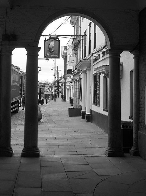 High Wycombe Chiltern Hills, High Wycombe, Charing Cross, The Falcon, County House, English Movies, Listed Building, Country Side, Amazing Spaces