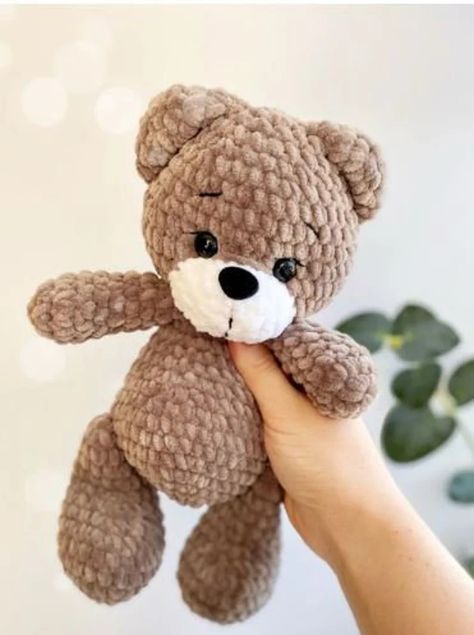 Crochet A Teddy Bear, Cute Crochet Things, Crochet Teddies, Make Your Own Stuffed Animal, Polar Bear Crochet, Crochet Bob, Teddy Bear Amigurumi, Teddy Bear Patterns Free, Bear Patterns Free