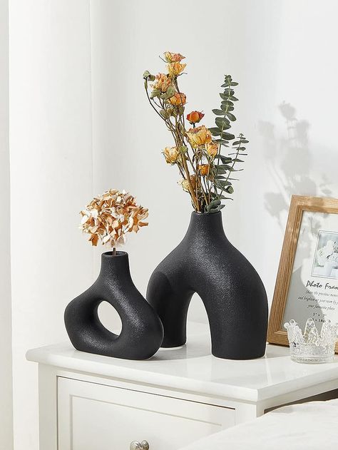 Black  Collar  Porcelain   Embellished   Home Decor Black And White Vases, Black And White Decor Aesthetic, Bedside Table Decor Ideas, Bedside Table Decor, Boho Vase, Black Living Room Decor, Black And White Living Room, Living Room Themes, Apartment Living Room Design