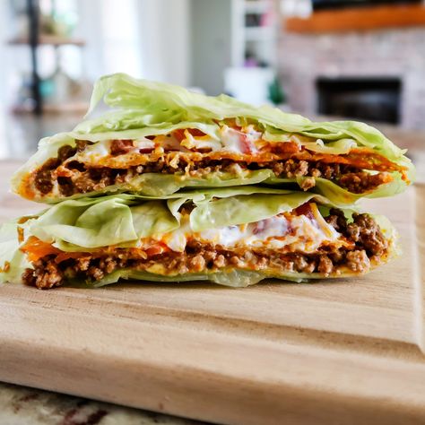 Keto Crunchwrap Supreme, Meal Prepping Keto Crunchwrap, Crunchwrap Supreme Recipe, Taco Bell Crunchwrap Supreme, Crunchwrap Recipe, Taco Bell Crunchwrap, Crunchwrap Supreme, Crunch Wrap, Quick Meal Prep, Keto Lasagna