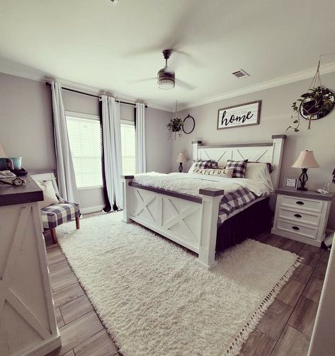 Bedroom Farmhouse Decor Ideas, Grey And White Farmhouse Bedroom, Brighten Small Bedroom, Bedroom Color Themes Master, Farm Style Bedroom Ideas, Master Bed Remodel Bedroom Ideas, Cozy Adult Bedroom, Masterbed Ideas, Farm Style Bedroom