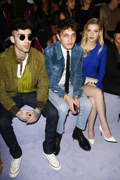 Zayn Malik, Anwar Hadid, and Nicola Peltz at Tom Ford Anwar Hadid Style, Bradley Martin, Anwar Hadid, Nicola Peltz, Nicolas Peltz, Zayn Malik Pics, Stylish Couple, Tom Ford Men, Best View