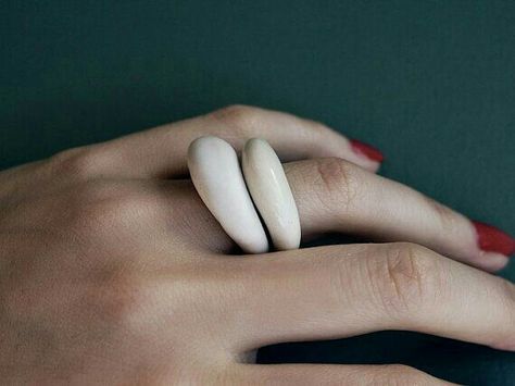 Ceramic Jewerly, Porcelain Black, Ceramic Accessory, Clay Rings, Ceramic Jewellery, Polymer Clay Jewelry Diy, Ceramic Earring, Black Clay, Porcelain Jewelry