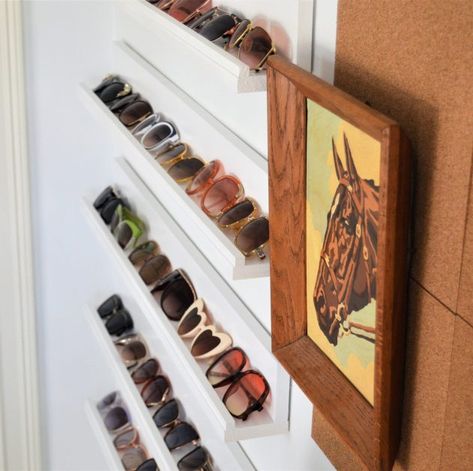 Sunglasses Shelves, Diy Sunglasses Holder Display, Sunglasses Display Diy, Diy Sunglasses Holder, Sunglasses Storage Diy, Shelves For Display, Diy Sunglasses, Sunglasses Organizer, Sunglasses Display