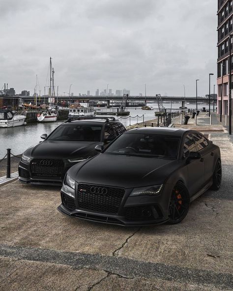 Black Cars Aesthetic, Cars Wallpaper Aesthetic, Super Cars Videos, Aesthetic Cars Wallpaper, Cars Aesthetic Luxury, Aesthetic Luxury Wallpaper, Car Interior Luxury, Rs6 Audi, Aesthetic Car Wallpapers