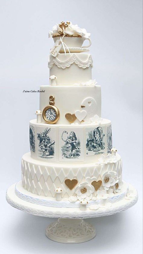 Alice In Wonderland Wedding Cake, Wonderland Wedding Cake, Wonderland Themed Wedding, Quince Cakes, Huge Cake, Cake Pulls, Alice In Wonderland Tea Party Birthday, Alice In Wonderland Cakes, Cake Bridal