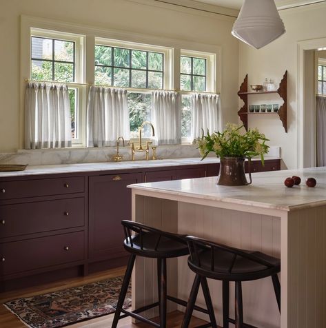 The Expert - This Wine-Colored Paint Is Our Experts’ Favorite Hue for Fall, Plus 13 More Shades They Love Burgundy Paint Colors, Plum Kitchen, Plum Paint, Paint Color Trends, Bedford Street, Best Neutral Paint Colors, Burgundy Paint, Trending Paint Colors, Neutral Paint Colors