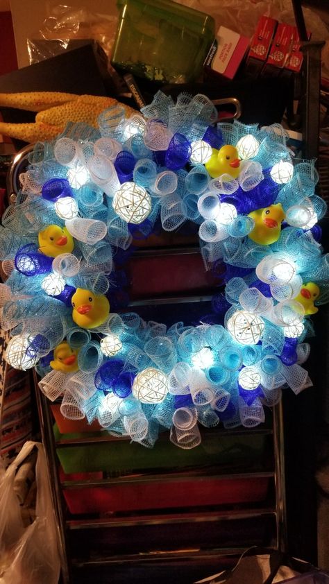 Mesh rubber ducky wreath with light up bubbles Rubber Duck Christmas Tree, Rubber Duck Decorating Ideas, Bubble Wreath, Duck Crafts, Duck Christmas, Christmas Cruise, Christmas Cruises, Lucky Duck, Products Ideas