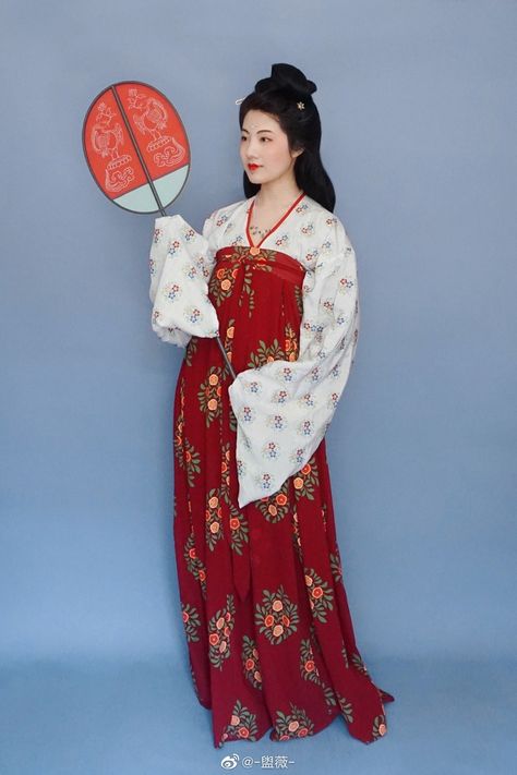 China History, China Culture, Ruyi's Royal Love In The Palace, Chinese Traditional Clothing, Royal Love, Three Kingdoms, Historic Fashion, Dragon Rider, Chinese Fashion