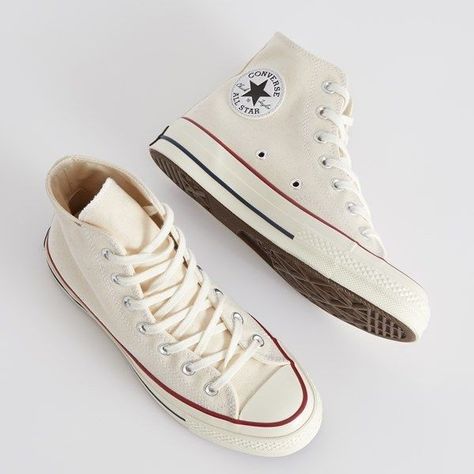 Sneakers Wishlist, Vintage Shoes Sneakers, Converse Haute, Converse 70, Converse Vintage, Tenis Converse, Converse Chucks, Sneaker Outfits Women, Basic Shoes