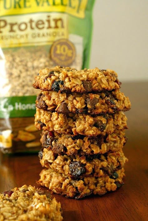 Nature Valley Granola, Granola Cookies, Granola Breakfast, Face Wrinkles, Granola Recipes, Breakfast Cookies, Healthy Cookies, Oatmeal Cookies, Start The Day