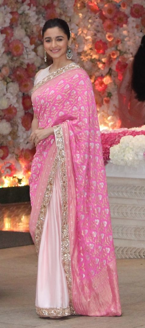 From Deepika Padukone To Priyanka Chopra, 8 Stunning Celebrity Saree Looks Celebrity Saree Look, Celebrity Saree, Designer Bridal Lehenga Choli, Designer Bridal Lehenga, Bollywood Outfits, Saree Designs Party Wear, Saree Design, Satin Saree, Bridal Lehenga Choli