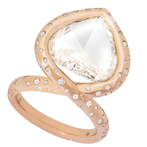 NUUN Jewels. New wonder... #NuunJewels #NuunBoutique #71FaubourgSaintHonoré #Paris #RoseCutDiamond #Diamonds #RoseGold #Ring Nuun Jewels, Rosegold Ring, Rosecut Diamond Ring, High Jewellery, Unusual Rings, Swirl Ring, Jewelry Workshop, October 15, Shiny Things