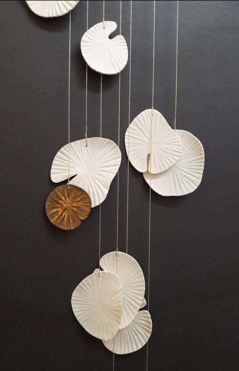 Ceramic Leaves, Mobile Sculpture, Clay Wall Art, Diy Ceramic, Keramik Design, Ceramic Wall Art, Clay Wall, Hanging Mobile, Porcelain Art