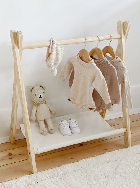 Toddler Clothing Rack Dress up Rack, Child Garment Rack, Kids Clothing Rack with Storage Shelf (Natural Beech Toddler Clothing Rack, Baby Cricut Ideas, Business Decor Ideas, Children's Room Design, Kids Clothing Rack, Bean Bag Lounger, Modern Dollhouse Furniture, Toddler Table, Babies Nursery