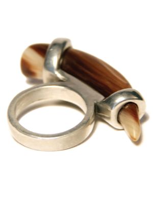 Big Stone Ring, Horn Jewelry, High Fashion Jewelry, Assemblage Jewelry, Out Of Africa, Rings Rings, African Jewelry, Wood Jewellery, Girls Jewelry