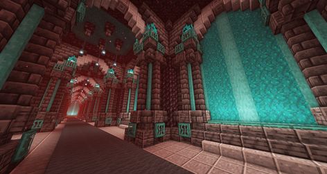 Hallway Minecraft Ideas, Nether Hallway Minecraft, Minecraft Underground Ideas, Minecraft Nether Tunnel Designs, Minecraft Corridor, Mc Greenhouse, Minecraft End Portal Design, Minecraft Server Ideas, Minecraft Nether Hub Ideas