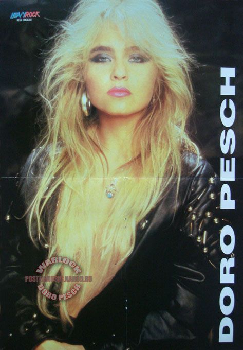 80s Rocker Makeup, Rock Chick Hair, Rocker Makeup, Metal Vocalist, Glam Rock Makeup, Doro Pesch, 70s Glam Rock, Chica Punk, Rock Makeup