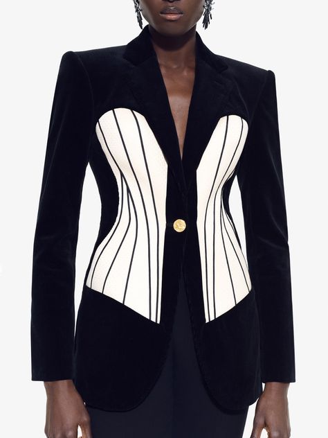 Schiaparelli Corset, Saint Laurent Spring 2023, Corset Jacket, Corset Blazer, Tailor Made Suits, Fitted Jacket, Woman Suit Fashion, Blazer Designs, Abayas Fashion