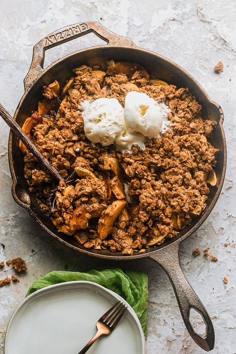 Cast Iron Apple Crisp, Southern Baked Mac And Cheese Recipe, Southern Baked Mac And Cheese, Southern Candied Yams, Bake Mac And Cheese, Yam Or Sweet Potato, Best Macaroni And Cheese, Thyme Recipes, Making Mac And Cheese