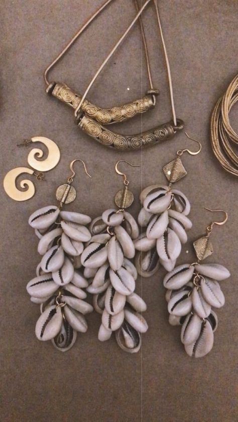 Cowrie Shell Jewelry Necklaces, Caribbean Jewelry, Afro Jewelry, Mami Wata, African Inspired Jewelry, Cowrie Shell Jewelry, Being Vulnerable, Dope Jewelry Accessories, Mood Style