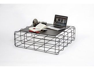 Backyard Furniture Diy, Wire Coffee Table, Backyard Dining, Minimalist Furniture Design, Coffee Table For Living Room, Industrial Bar Stools, Metal Furniture Design, 강아지 그림, Concrete Furniture