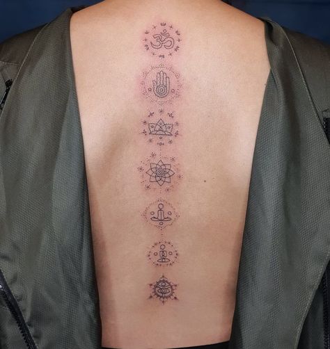 Chakras Tattoo, Chakra Tattoo, Tattoo Instagram, Spine Tattoos For Women, Spine Tattoo, Spine Tattoos, Tattoo Inspo, I Tattoo, Cool Tattoos