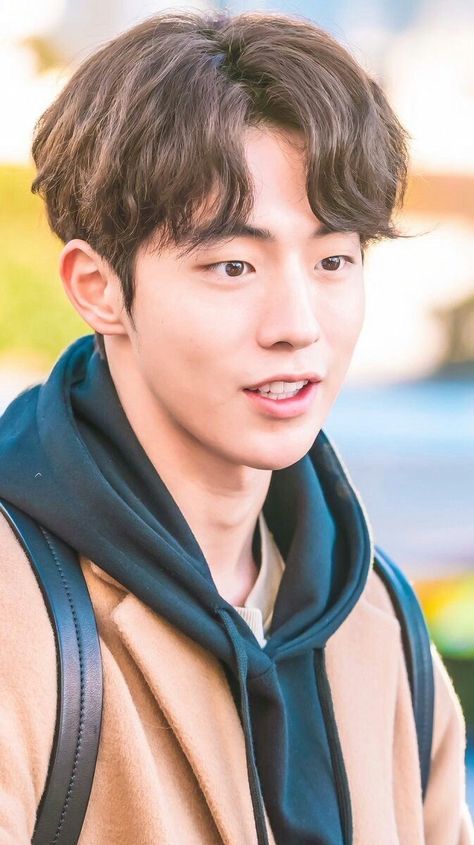 Men Perm, Kim Joo Hyuk, Perm Hair Men, Korean Perm, Nam Joo Hyuk Wallpaper, Nam Joo Hyuk Cute, Wavy Perm, Asian Man Haircut, Korean Men Hairstyle