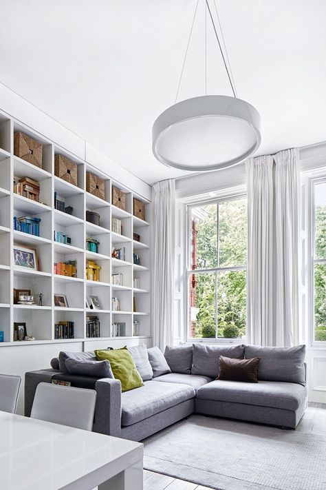 London Flat by Daniele Petteno | Architect profile (houseandgarden.co.uk) Room Schemes, Floor To Ceiling Bookshelves, Furnitur Ruang Keluarga, Bookshelves In Living Room, Bookshelf Design, Flat Ideas, Wall Bookshelves, Living Room Shelves, Room Shelves