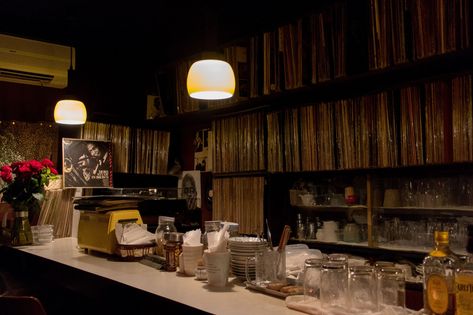 Miles - Tokyo Jazz Joints Jazz Coffee Shop, Japanese Jazz Bar, Japanese Jazz, Listening Bar, Master Manifestor, Vinyl Cafe, French Cocktails, Dream Cafe, Music Bar