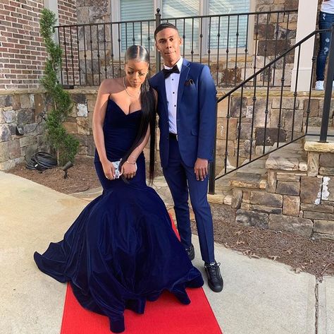 Prom Usa, Navy Blue Prom, Prom Goals, Da Brat, Prom Tuxedo, Prom Couples, Prom Poses, Dream Prom, Prom Girl Dresses